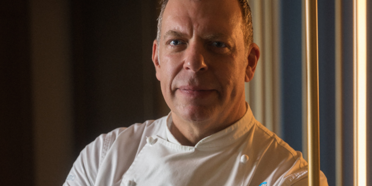 Riccardo Bellaera y su reto al frente de la cocina dulce de crucero
