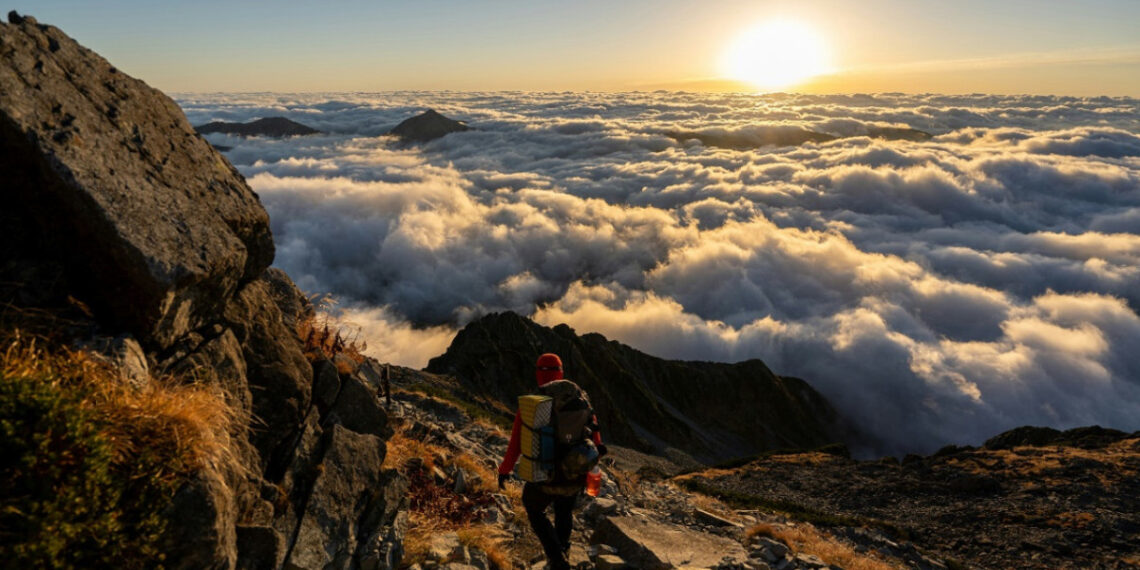 Trekking; senderismo. Foto: Unsplash.