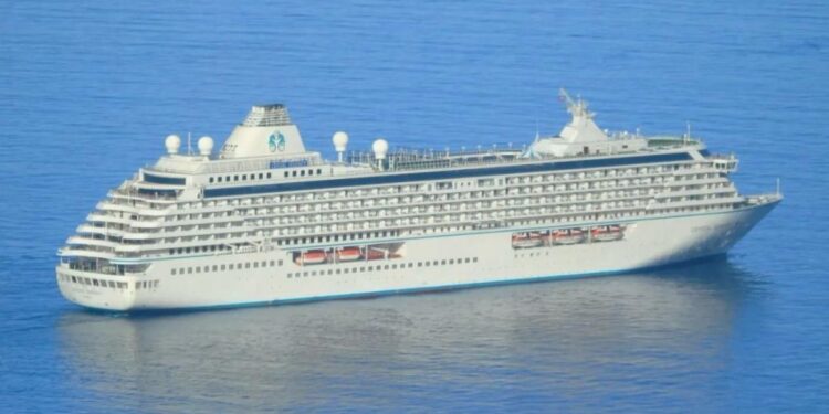 Recaladas de tres cruceros coindicen en terminales de la Región de Valparaíso