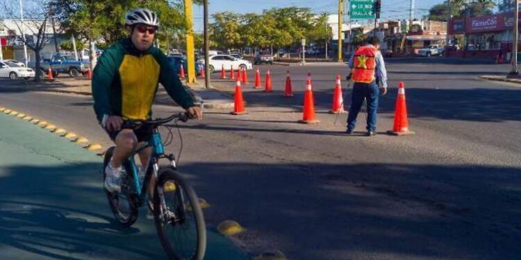 Buscan reducir accidentes en cruceros - El Sol de Sinaloa