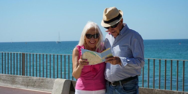 Estos son los cinco destinos ideales para viajar por España si tienes más de 65 años
