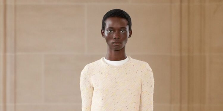 Giambattista Valli Fall 2025 Ready-to-Wear Collection