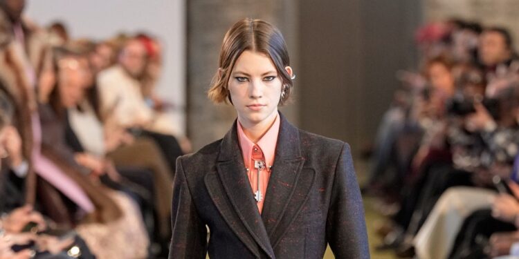 Rabanne Fall 2025 Ready-to-Wear Collection