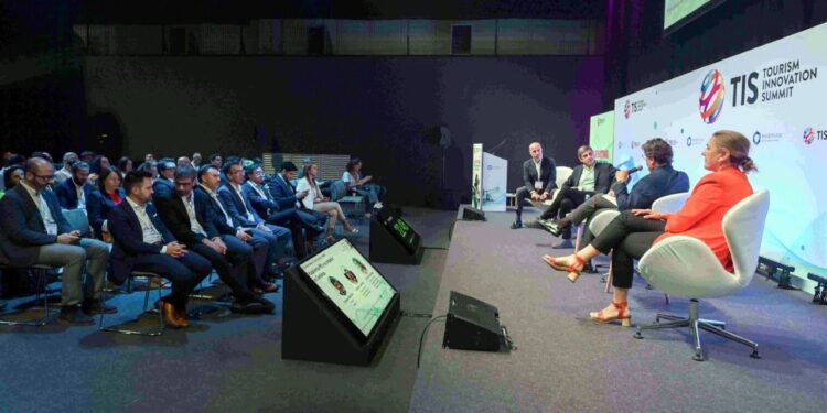 En TIS2024 se debate el impacto de la IA en el sector turismo