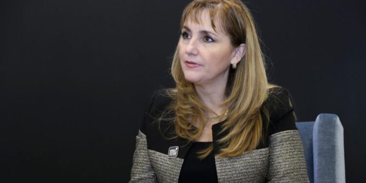 Es necesario generar más oportunidades para mujeres en el sector de viajes y turismo: Gloria Guevara