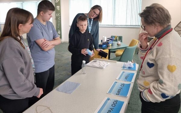 Fred. Olsen Cruise Lines enseña sobre sostenibilidad a estudiantes