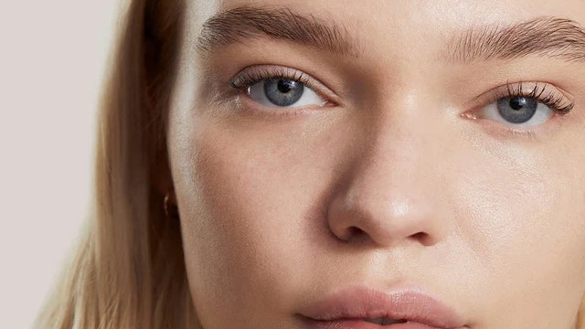 15 Best Setting Sprays, According to Makeup Artists