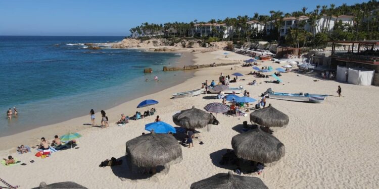 Los Cabos, entre los mejores destinos del mundo en los premios de Tripadvisor 2025