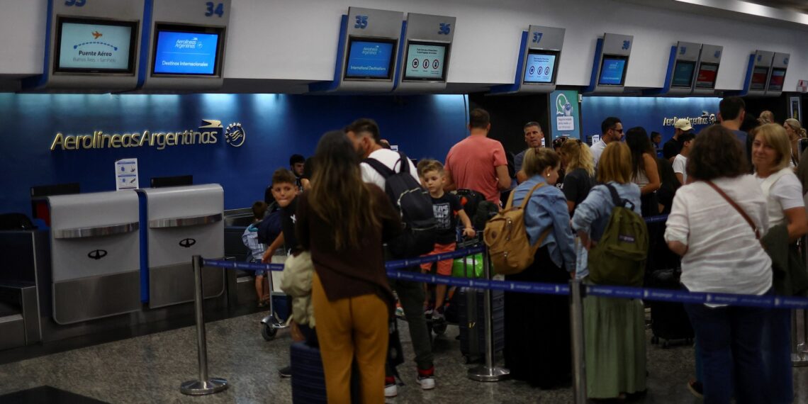 Cuáles son los destinos más elegidos para Semana Santa 2025 y cuánto cuesta viajar
