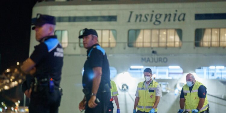 Más de ochenta muertos en el cayuco rescatado por un crucero a la deriva sin agua ni comida en 2024