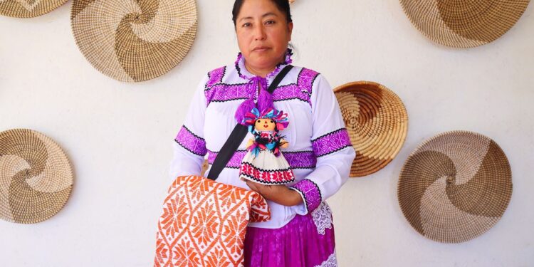 Fashion Expressions: The Stories She Wears, el proyecto que impulsa a las mujeres artesanas de Querétaro