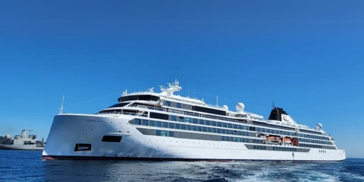 Puerto de Valparaíso atiende por segunda vez al Viking Polaris en temporada de cruceros 2024-2025