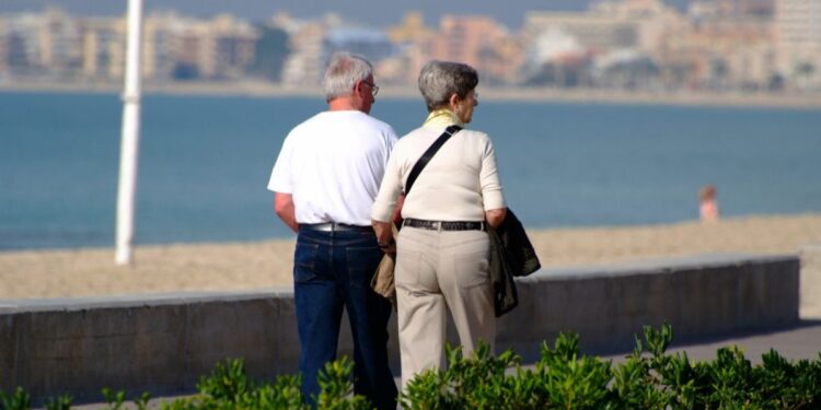 Quiénes pueden ir a los viajes del Imserso: estos son los requisitos