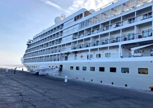 Silversea anuncia crucero mundial en 2028 con paso por Chile