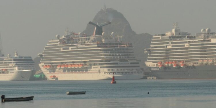 ¿Qué pasaría si a los cruceristas les cobran 42 dólares por venir a recorrer Mazatlán? Esto dicen empresarios del ramo - El Sol de Mazatlán