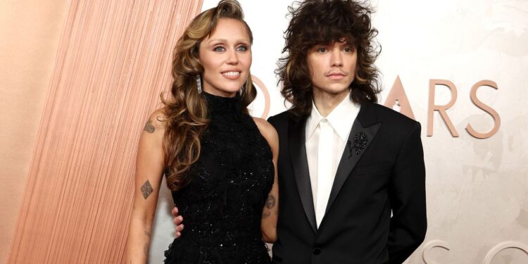 ¿Quién es Maxx Morando, el novio de Miley Cyrus?