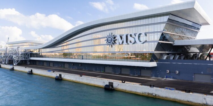 Inauguran en Miami una terminal de cruceros biométrica para 36 mil pasajeros diarios – Telemundo Miami (51)