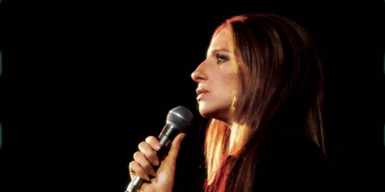 35 Gorgeous Pictures of Barbra Streisand Young