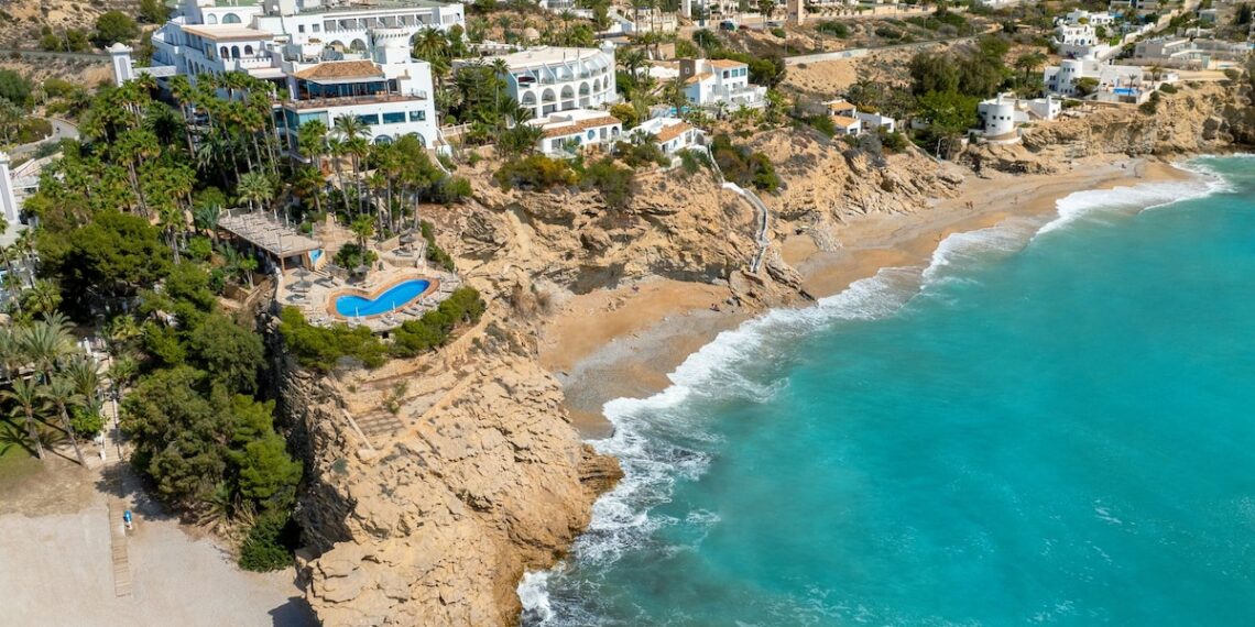 5 razones para escaparte a este paraíso secreto de la Costa Blanca que enamoró a Paul McCartney