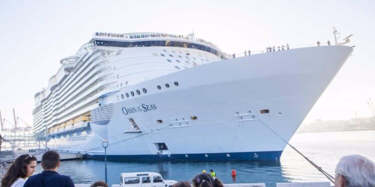 Andalucía defiende la sostenibilidad como "elemento diferencial" de su turismo de cruceros en Seatrade Cruise