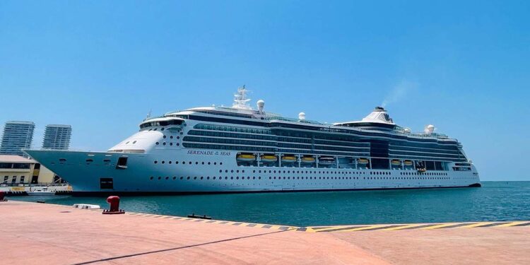 Llegan 7 mil cruceristas más a Puerto Vallarta