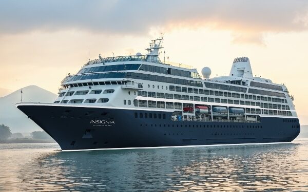 Nueva línea de cruceros Crescent Seas presenta segundo navío