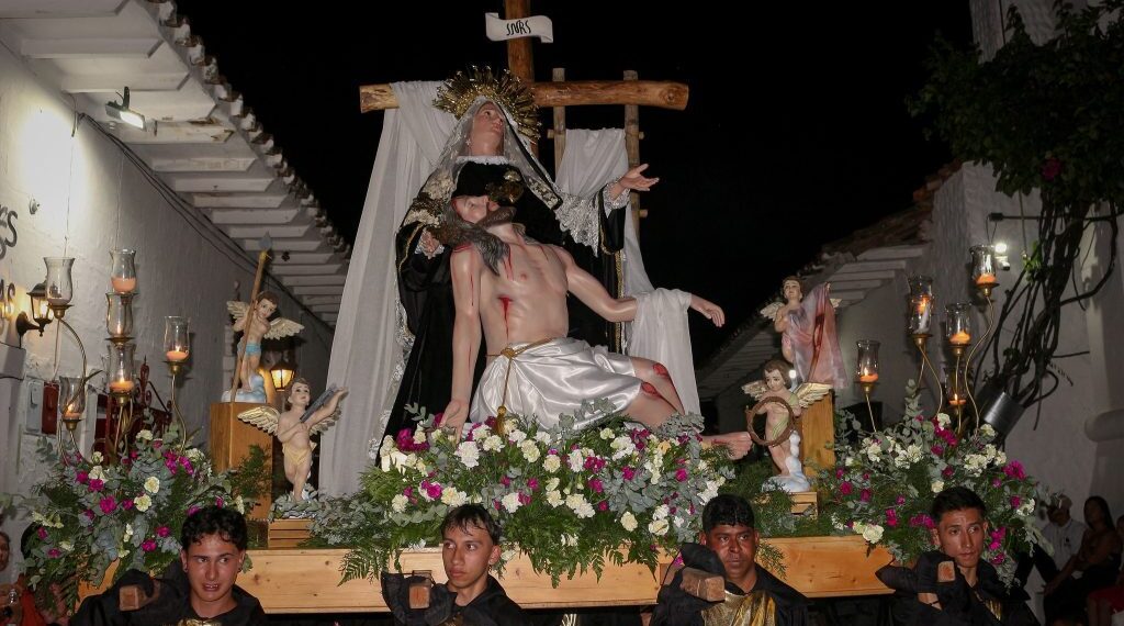 Estos son los 18 mejores destinos para ‘puebliar’ en Semana Santa, según Fontur