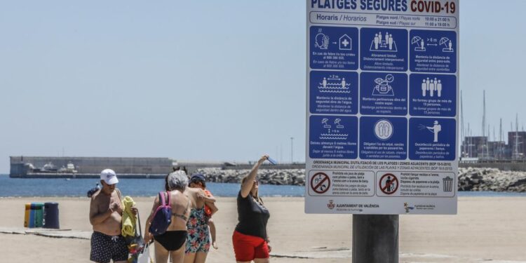 El Gobierno prevé que la adjudicación de los nuevos viajes del Imserso se producirá en el tercer trimestre