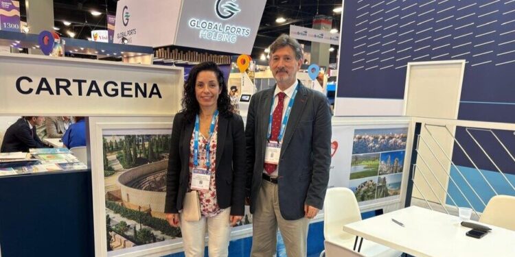 El Puerto de Cartagena busca afianzarse como destino de cruceros en Seatrade Cruise Global