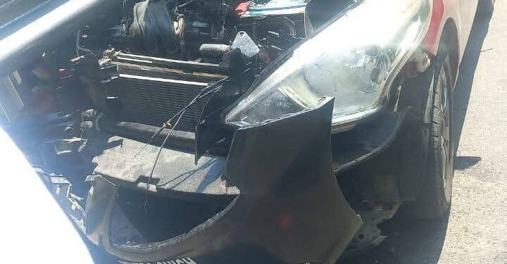 Fuerte accidente en el crucero Centro Chich