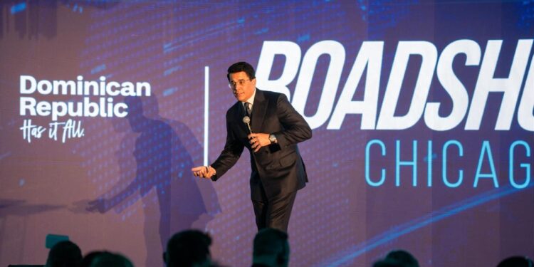 Aumenta el turismo en República Dominicana desde EE.UU. David Collado realiza Road show en Houston y Chicago a casa llena.