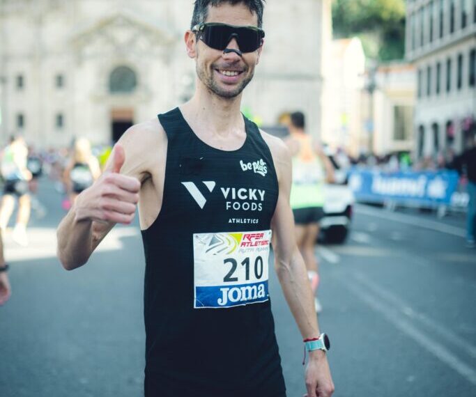 Javi Guerra durante una cita de la presente temporada./VICKY FOODS
