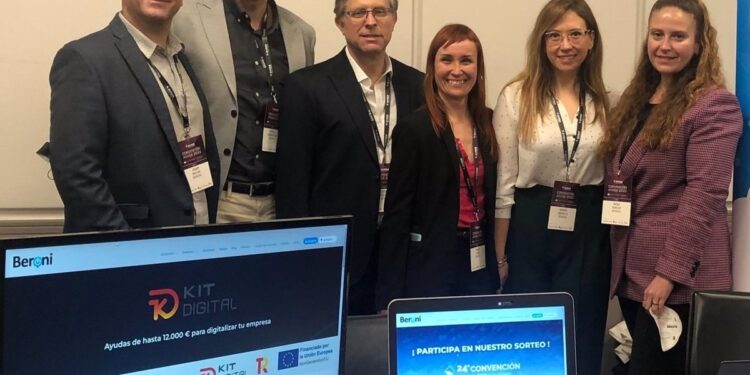 La mayoría de agencias de viajes considera que el Kit Digital debería tener continuidad en el tiempo