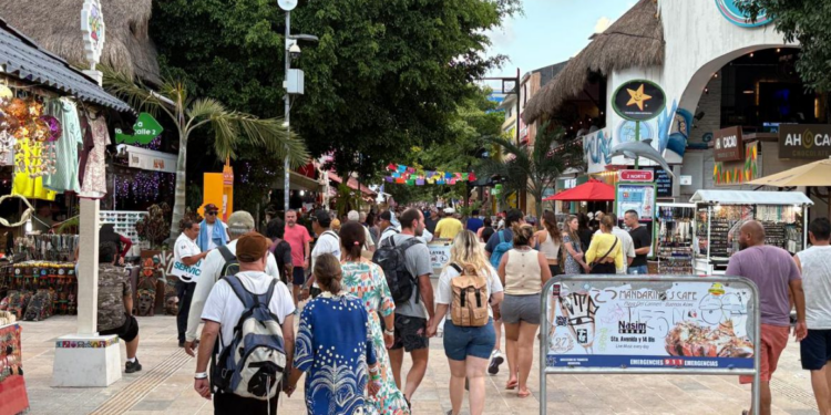 Lanzan plataforma con IA para personalizar viajes en Playa del Carmen