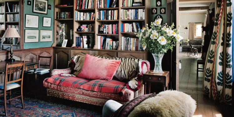 The Best Throw Blanket Can Elevate Any Room—18 Forever Styles to Shop