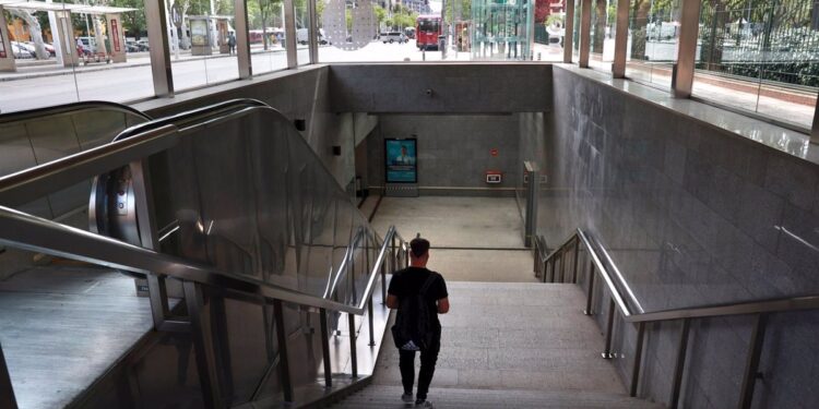 Las agencias de viajes andaluzas destacan su "papel insustituible" ante la "crisis" turística generada por el apagón