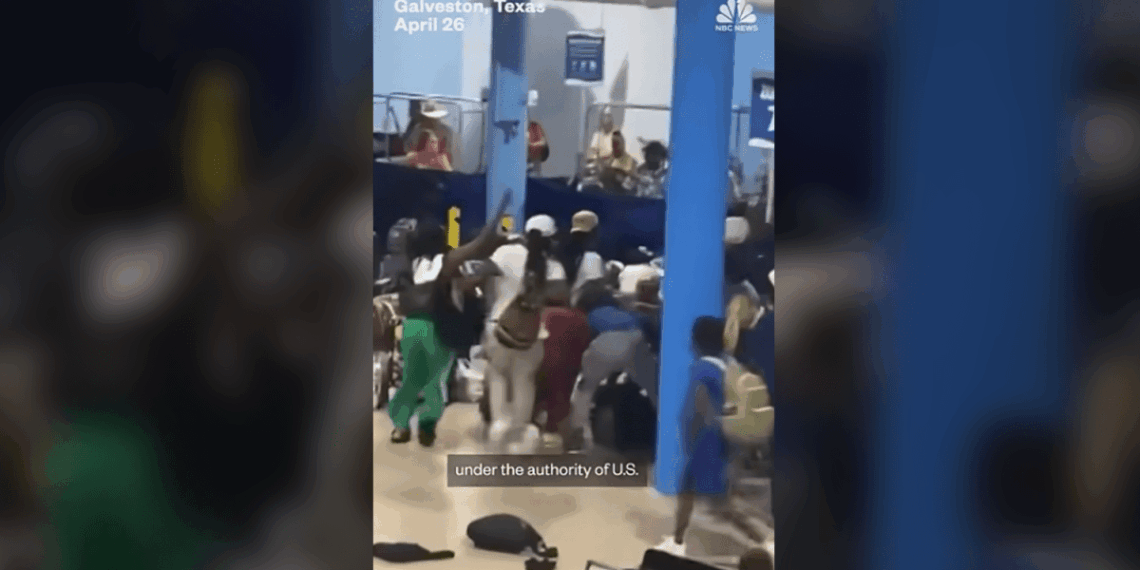 Más de 20 vetados tras pelea en crucero Carnival en Galveston – Telemundo Houston