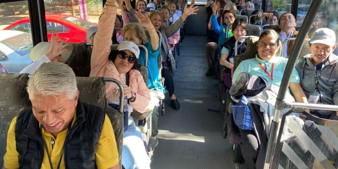 GAM ofrece viajes gratuitos a Xochimilco, el Planetario, Los Pinos, Iztapasauria