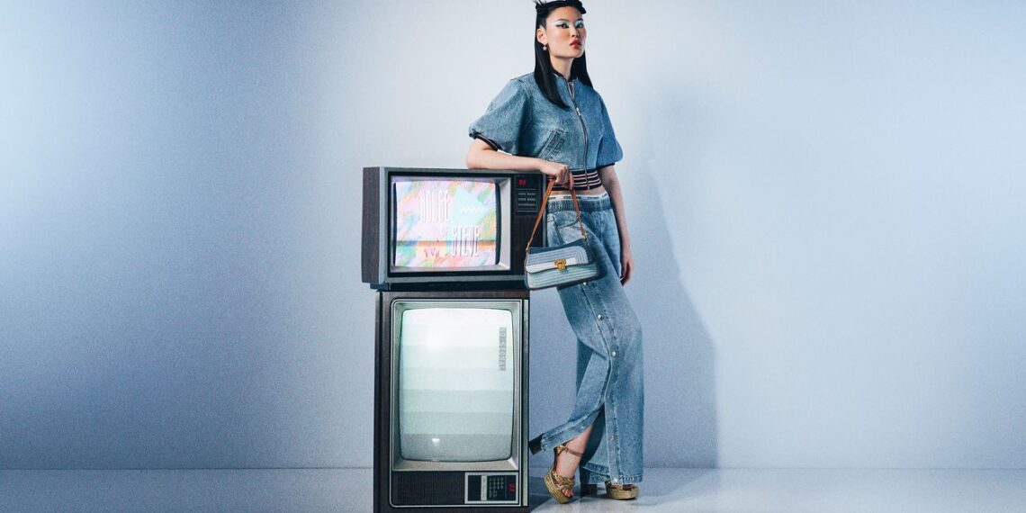 Steve Madden nos hace viajar en el tiempo con su nueva campaña inspirada en los años 90