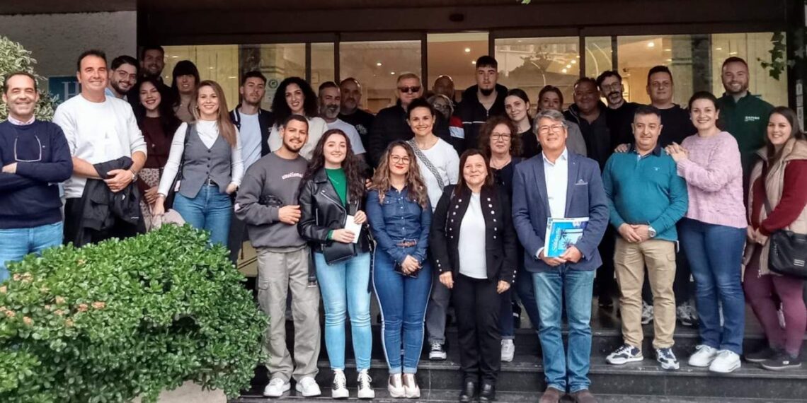 Un fam trip permite a 36 agentes de viajes conocer Salobreña como destino turístico y comercial – Radio Salobreña