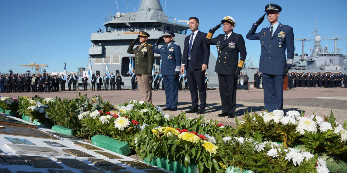 Ceremonia central en homenaje al crucero ARA “General Belgrano”