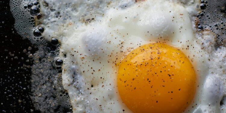 How A Nutritionist Eats 100g Of Protein Every Day