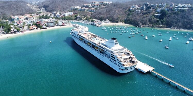 Dejan cruceros derrama económica superior a 40 mdp en Huatulco: Sectur Oaxaca