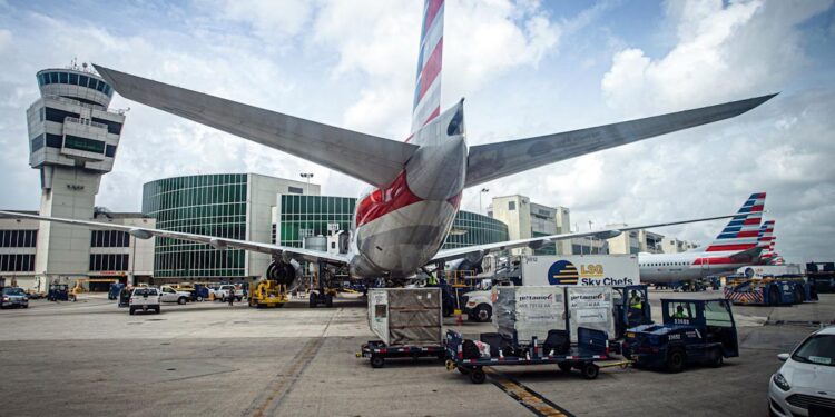 El número de viajes de canadienses a EE.UU. se redujo en abril por cuarto mes consecutivo