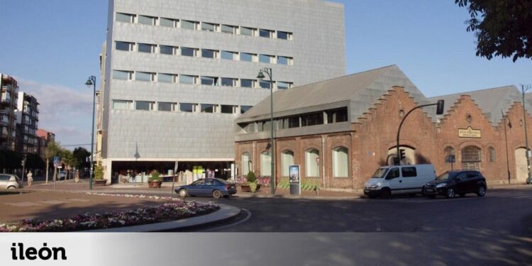 El Centro Cívico del Crucero acoge el martes la representación de la obra de teatro 'Las comedias de la escuela'