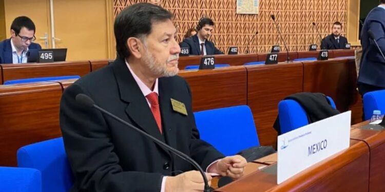 El viaje de Fernández Noroña a Europa costó 159 mil pesos, de acuerdo con documentos del Senado