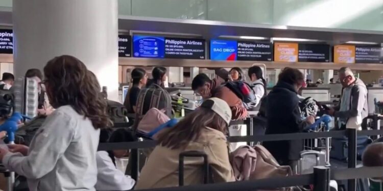 Viajes del fin de semana del Memorial Day afectan a los aeropuertos del Área de la Bahía – Telemundo Area de la Bahía 48