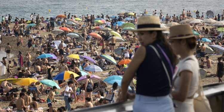 El sector espera que el peso del turismo en el PIB crezca hasta el 16%