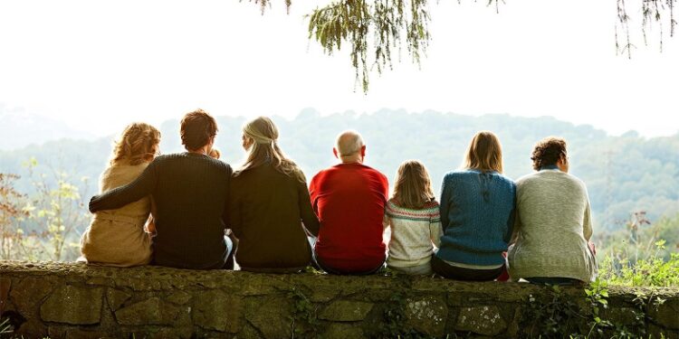 Viajes intergeneracionales: Valioso modo de compartir tiempo sin forzar intereses ni exigir uniformidad