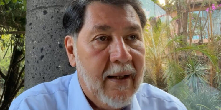 Fernández Noroña niega ser destinatario del acuerdo de Morena contra viajes de lujo